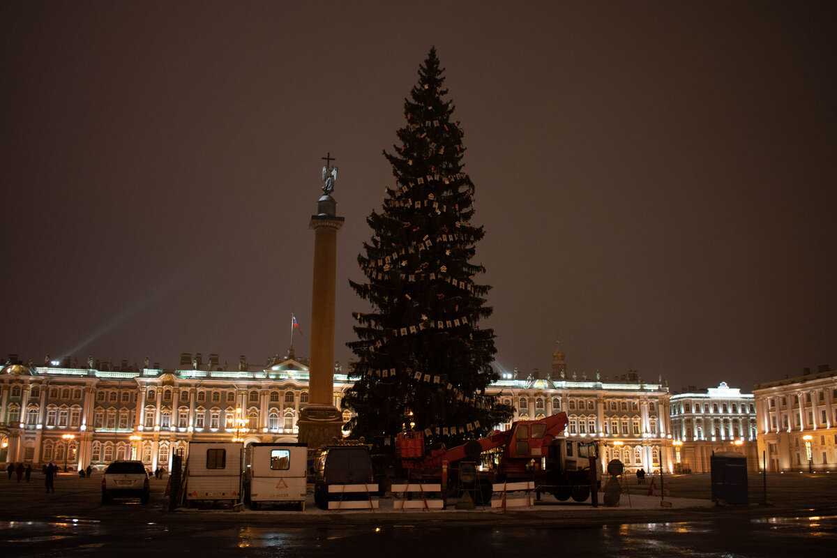 Ели в питере