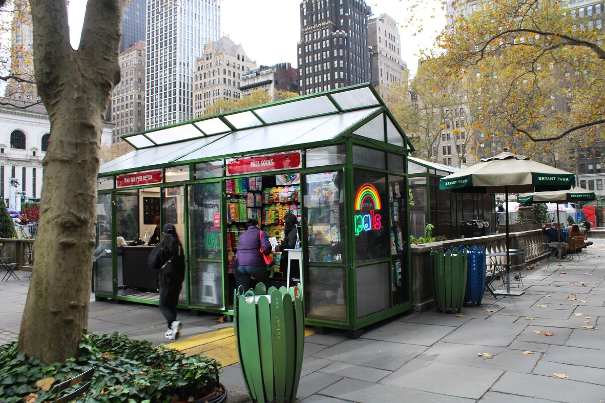 Торговые павильоны в Брайтон парке. Фото автора.