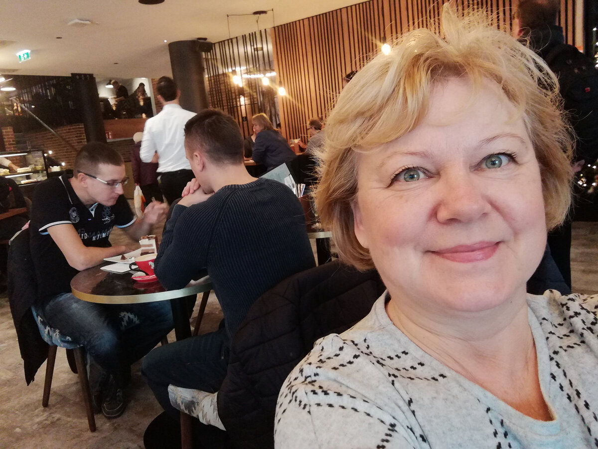 год назад в ресторане XXXLutz, сейчас все закрыто на карантин