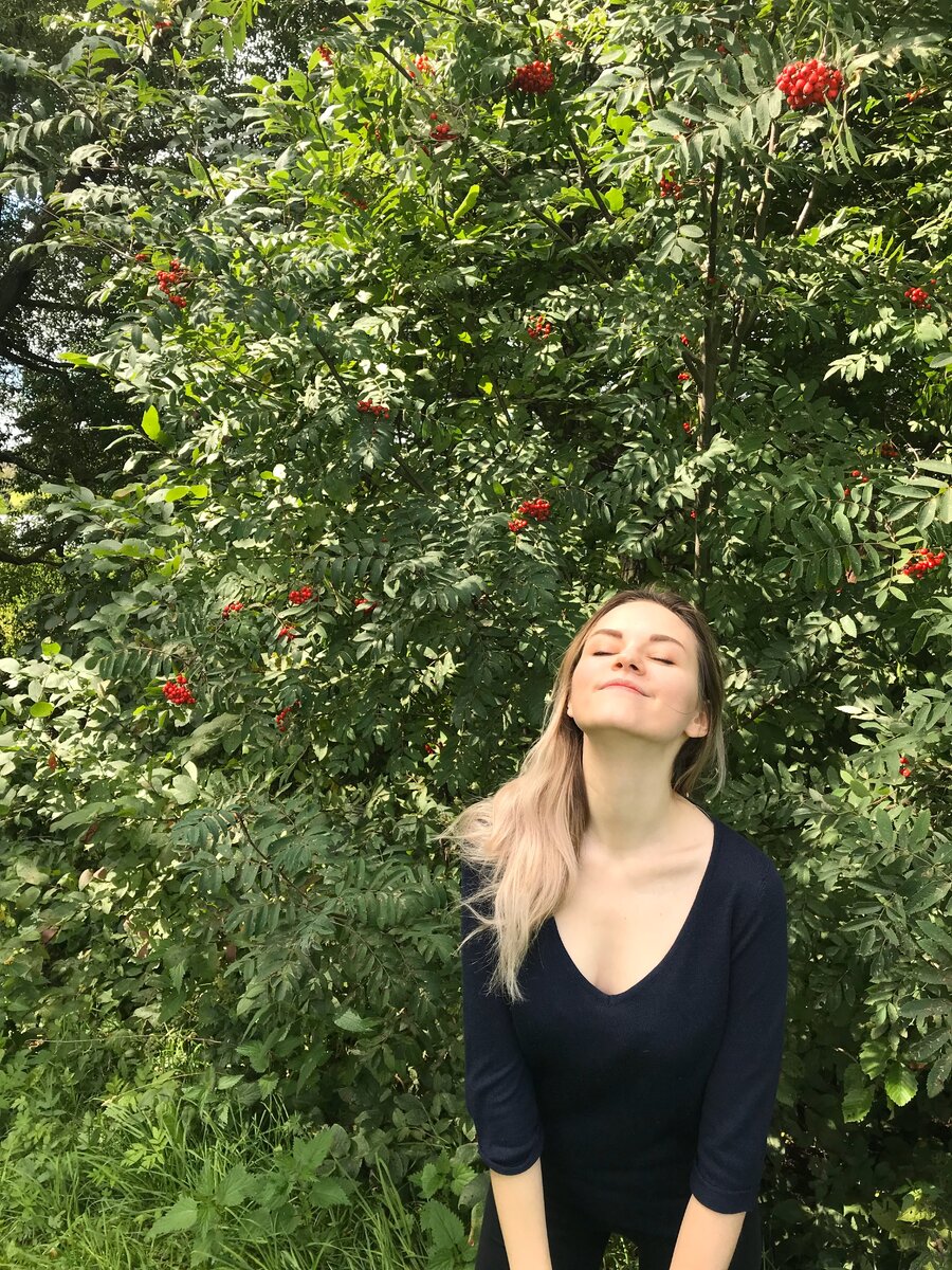 Говорят, ты по-настоящему становишься счастлив, когда делишься счастьем с другими. Я с этим согласна! :)