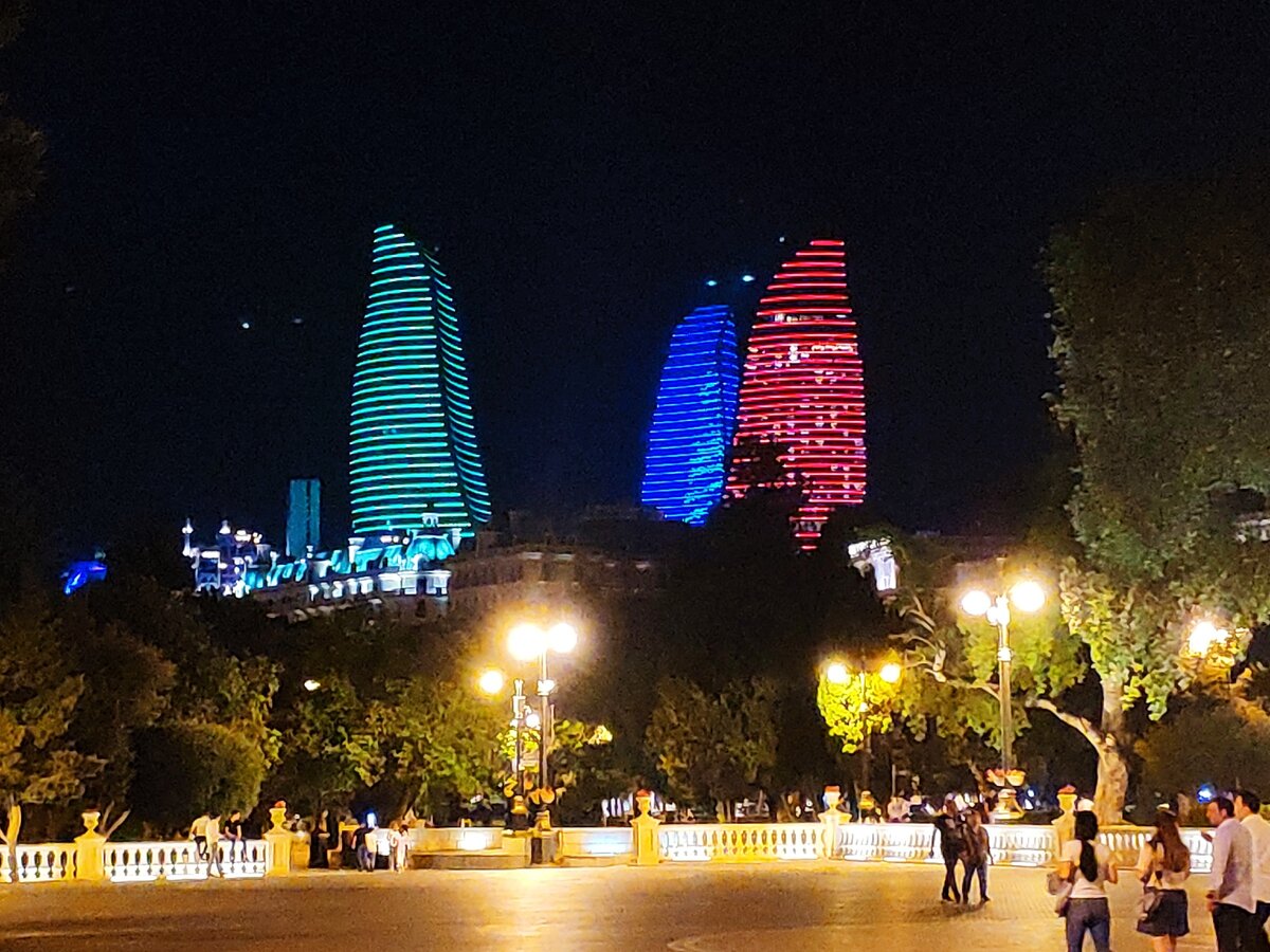 Пламенные башни, Баку, Азербайджан