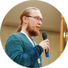 Отвечает Сергей Артеменко преподаватель кафедры экологии и генетики Института биологии ТюмГУ