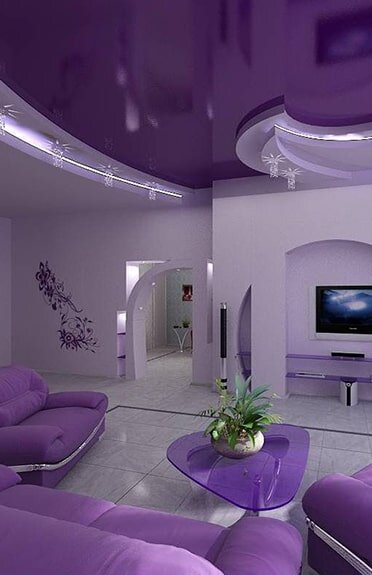 натяжные потолки фиолетового цвета