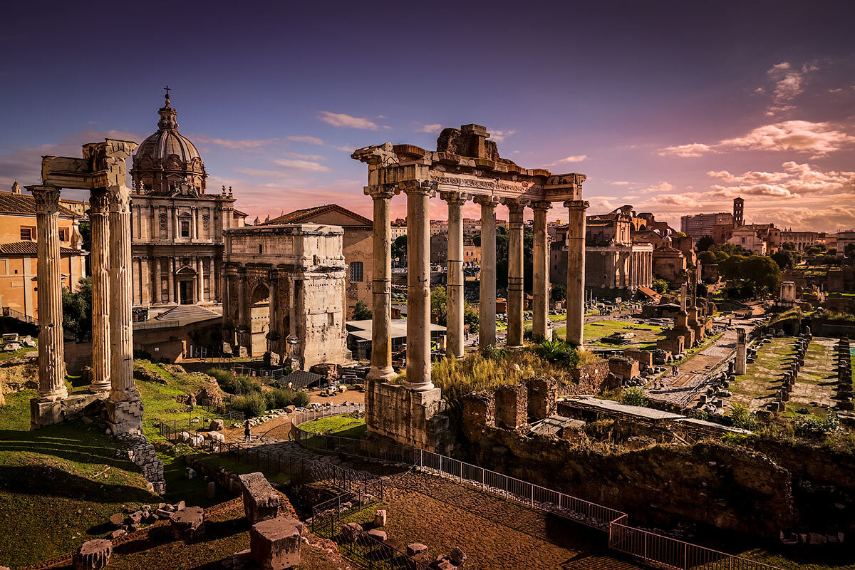 Rome. Рим руины древнего города. Рим столица Италии достопримечательности. Рим Италия развалины. Руины Римского форума, Италия.