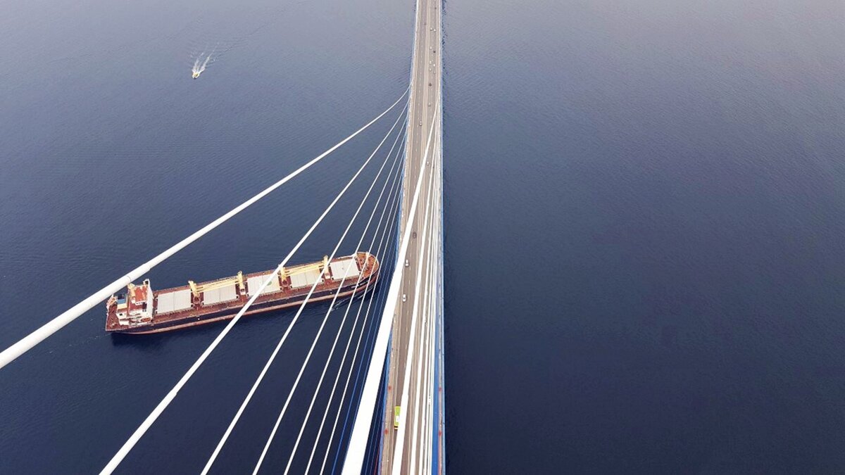 Русский мост во Владивостоке