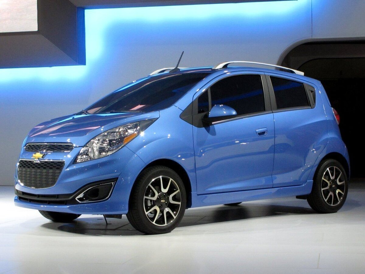 Chevrolet Spark автосалон