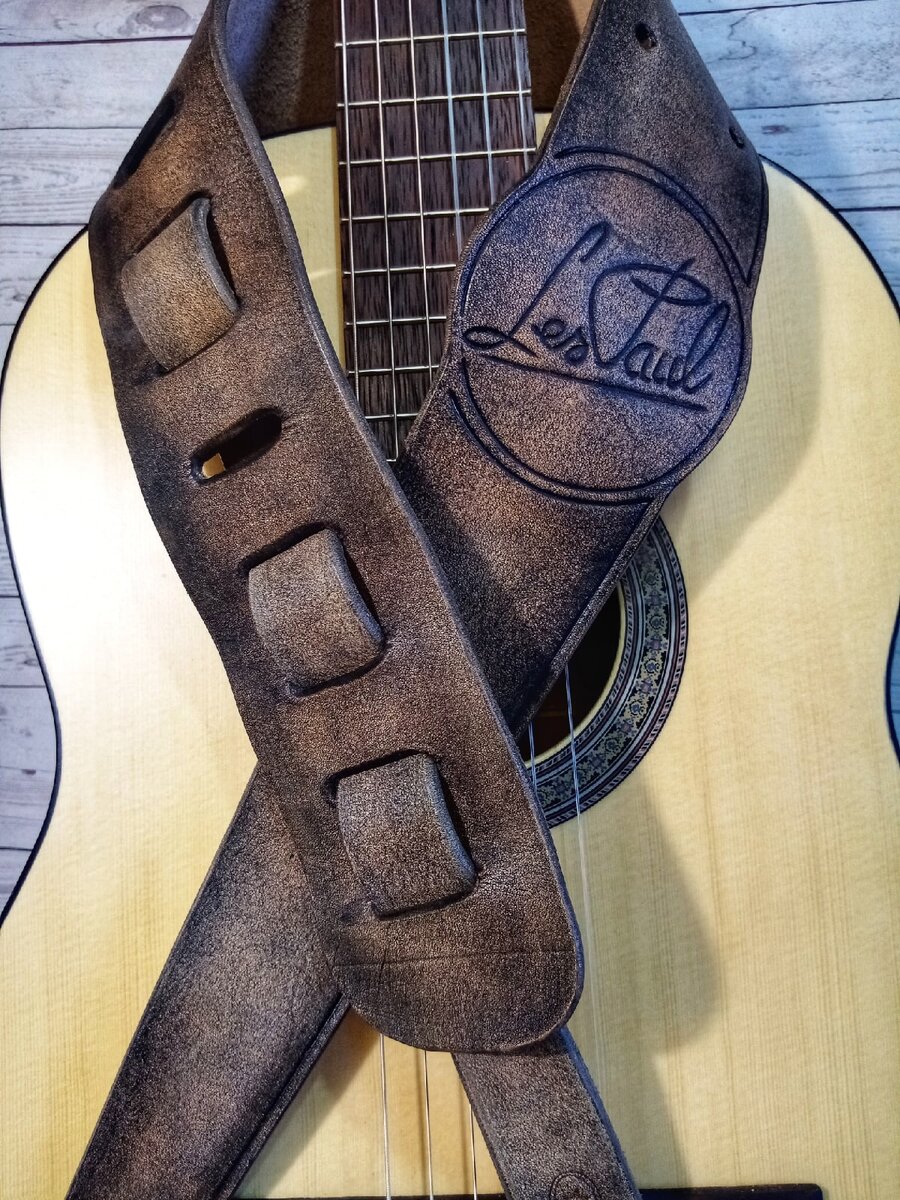 Гитарный ремень "LesPaul-iBackPacker"