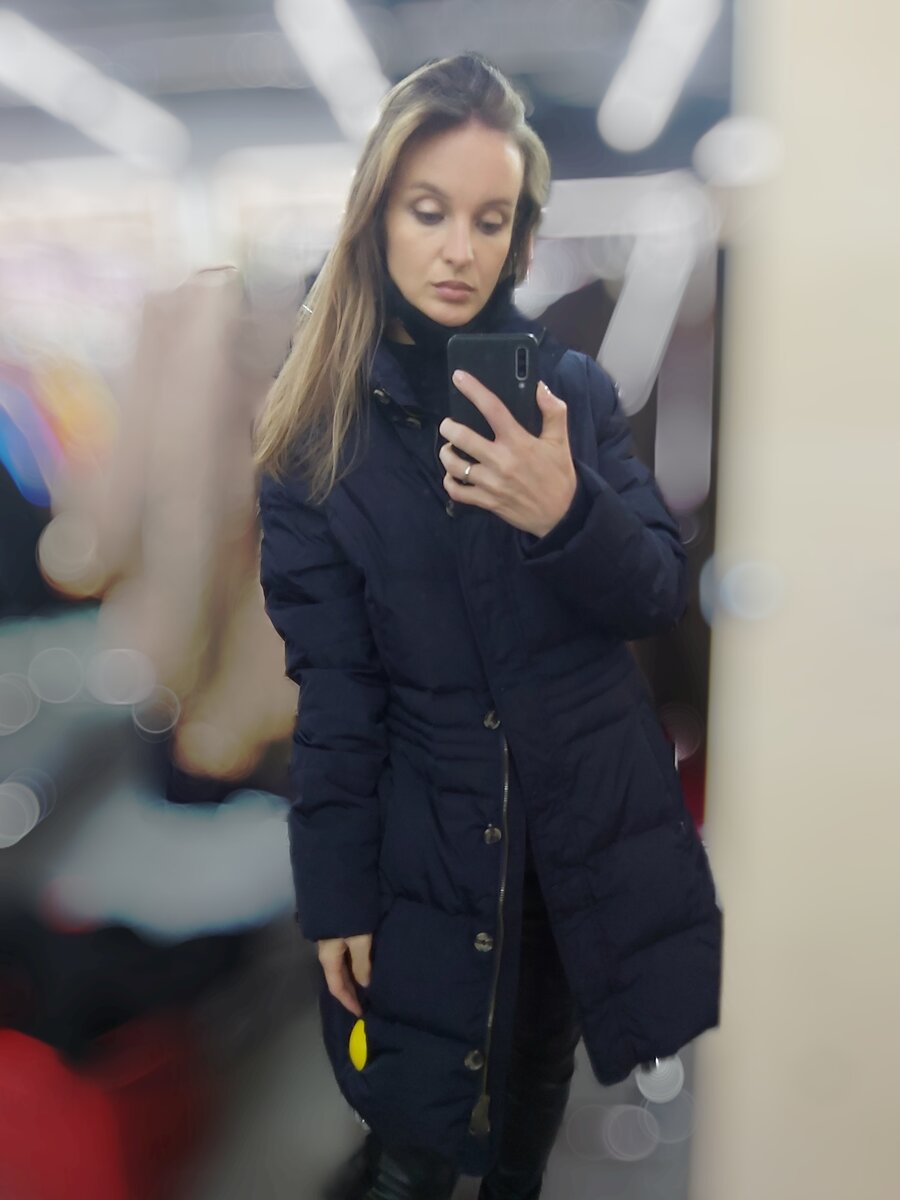 пуховик Tommy Hilfiger, 1100 руб.