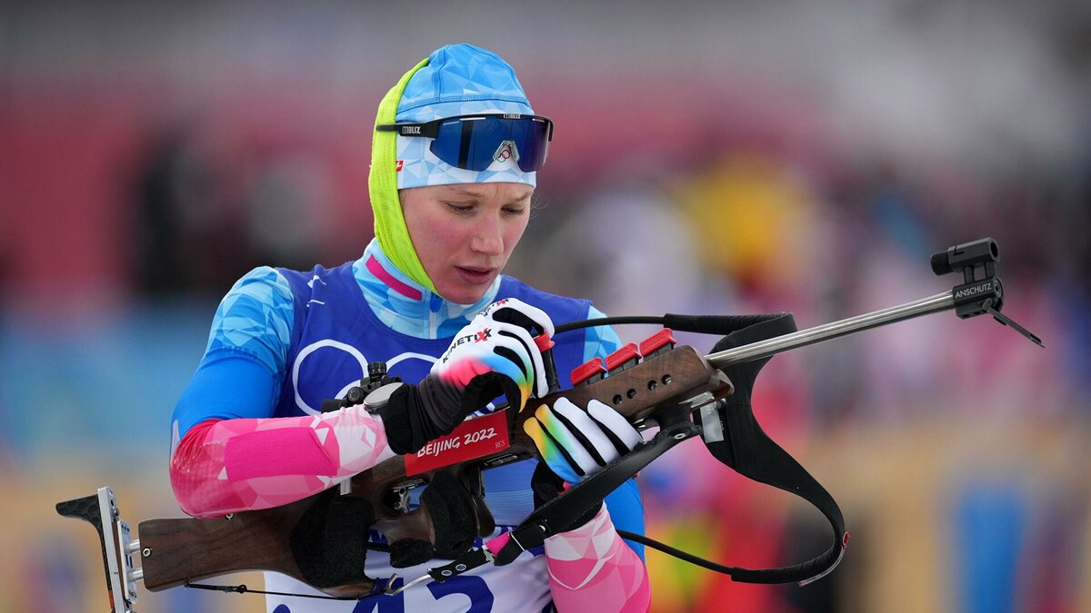 Казакевич была первой запасной и заменила Тандревольд.