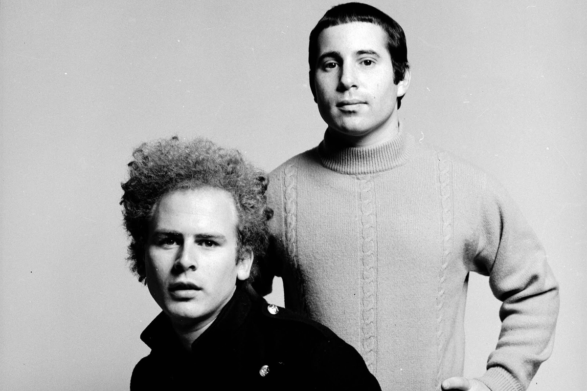 Simon & Garfunkel - американский фолк-дуэт, состоящий из Пола Саймона и...