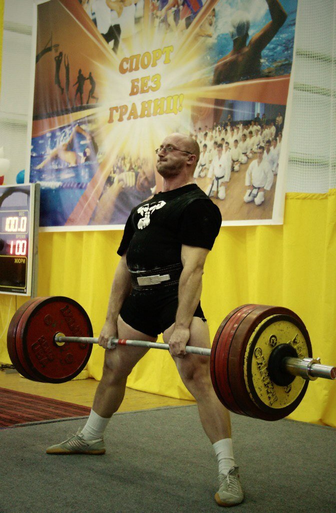 Чемпион мира по пауэрлифтингу Александр к