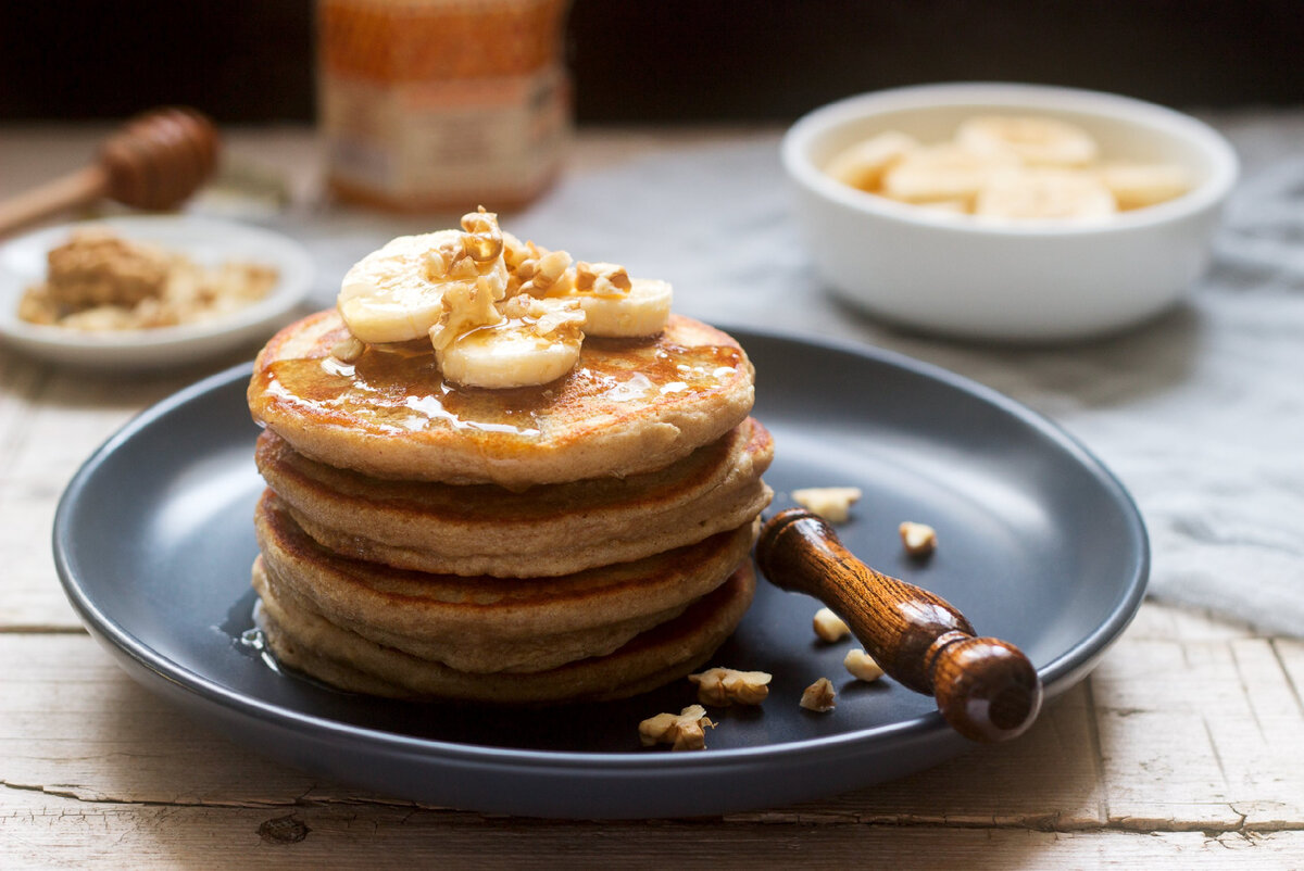 Honey and Oat Pancakes