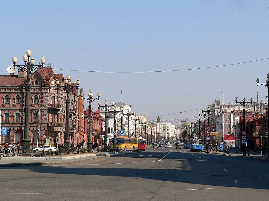 Население хабаровского. Хабаровск население. Хабаровск и японский город. Наличное население Хабаровска.