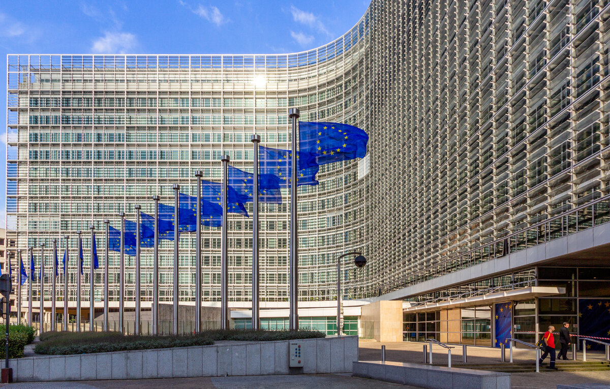    Здание Еврокомиссии в Брюсселе, Бельгия  VanderWolf Images/Shutterstock/FOTODOM