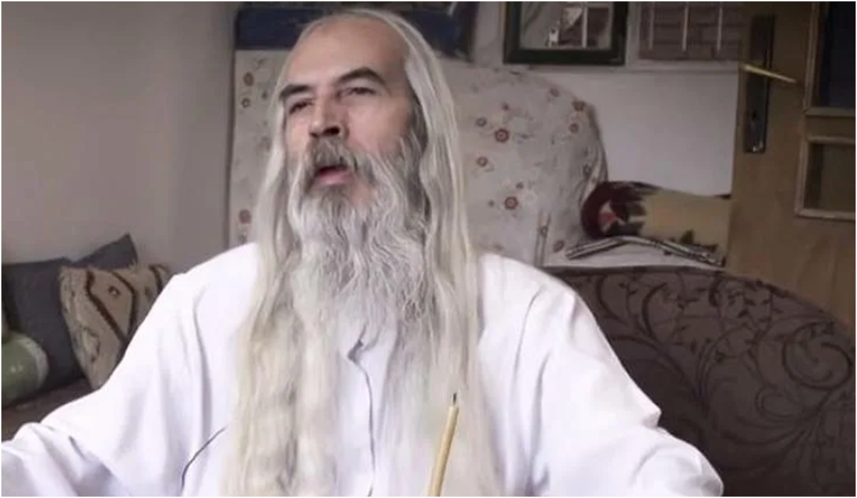 Иран старцы. Старец салман салехигударза. Мохсен битва экстрасенсов. Иранский провидец. Пророк из ирана салман салехигударз.