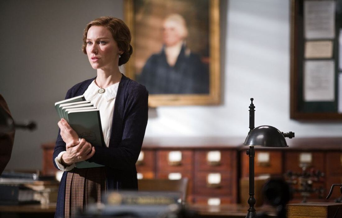 Наоми Уоттс в роли Хелен Гэнди (кадр из фильма "Дж. Эдгар")