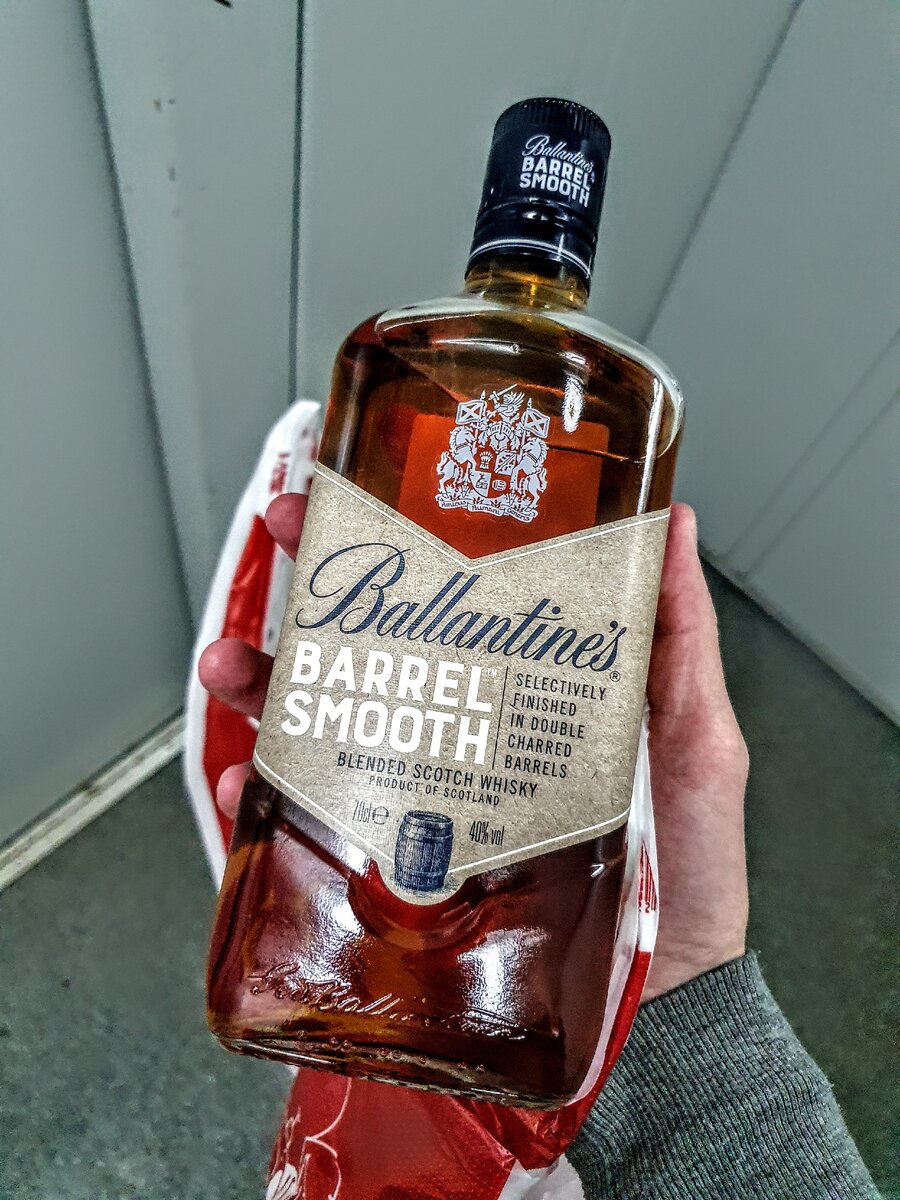 Мягкий и дымный виски: Ballantines barrel smooth(+ видео) | ALCOMANIAC |  Дзен