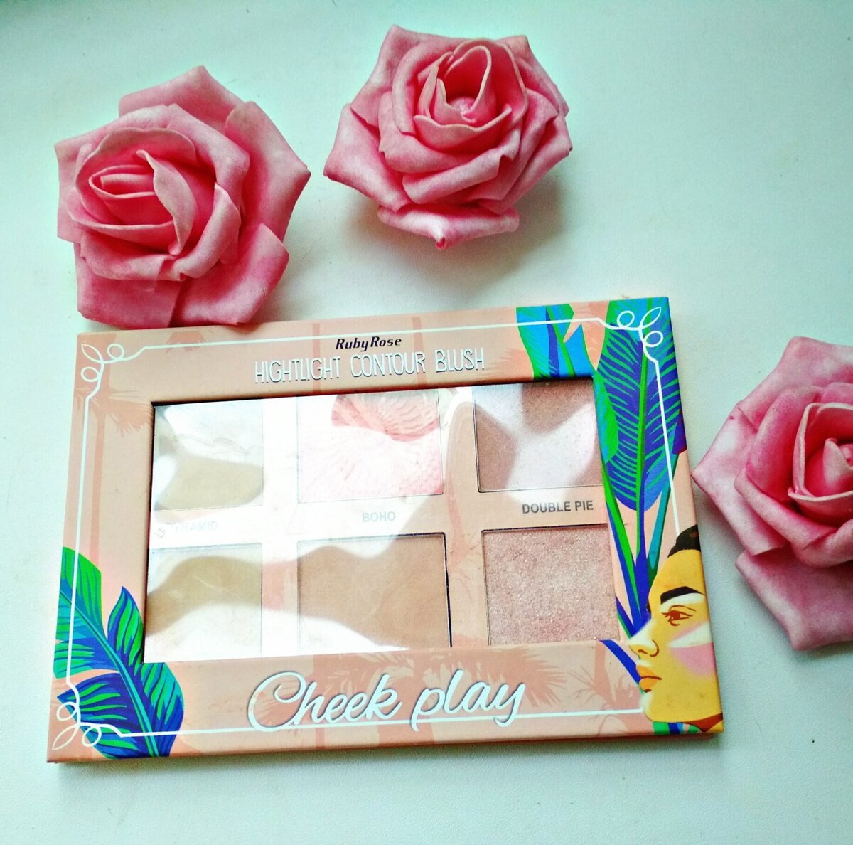 Cheek play от Ruby Rose
