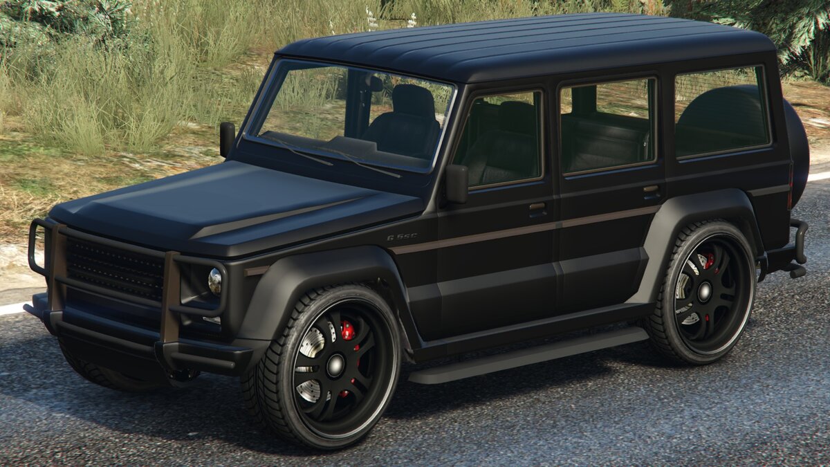 Benefactor Dubsta 2 - внедорожник. Отличается от обычной версии лишь тем что запаска на заднем бампере смещена влево, а не посередине. 