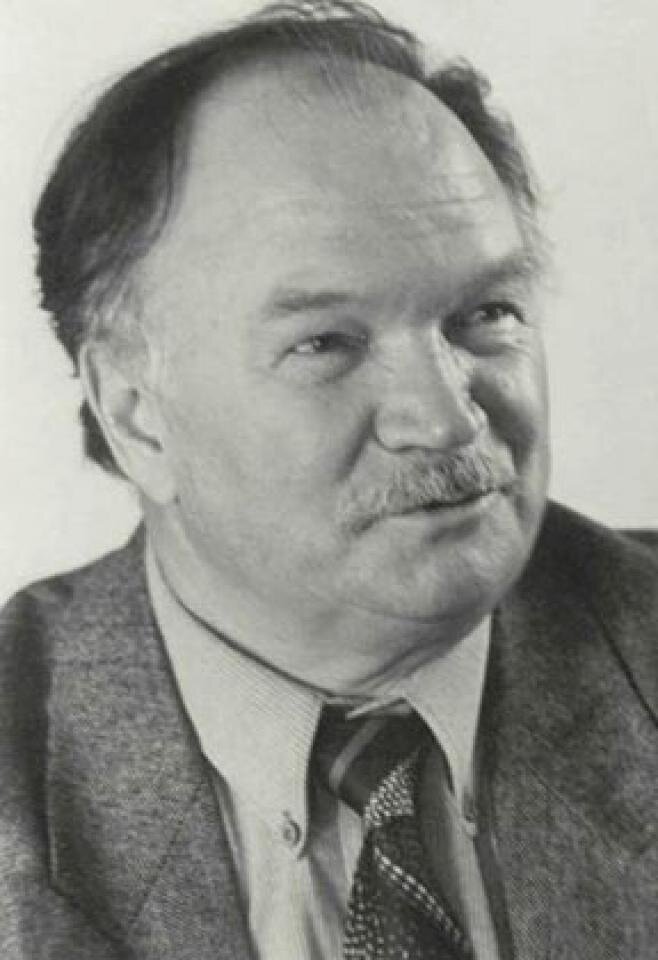 Козлов Виктор Николаевич. Родился 15 июня 83 года. Умер 6 января 2017 года.