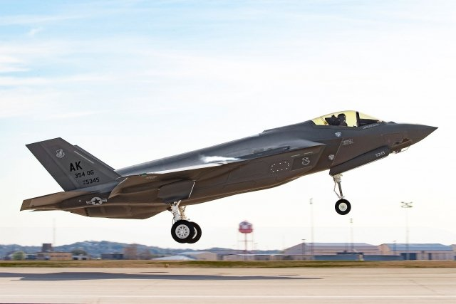 Lockheed F-35 jet (фото из свободных источников)