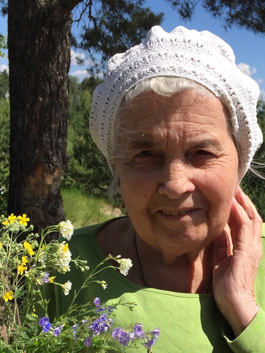 Фото из личного архива. Моя мама, здесь ей 89 лет 