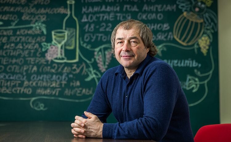 Биография основателя розничной алкогольной сети «Красное&Белое» Сергея ...