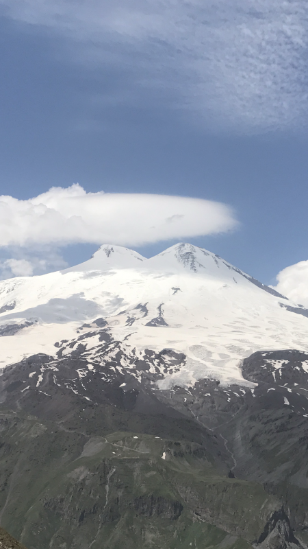 Вид на Эльбрус с Чегета