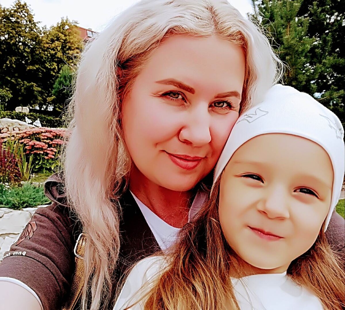 Светлана с дочкой 