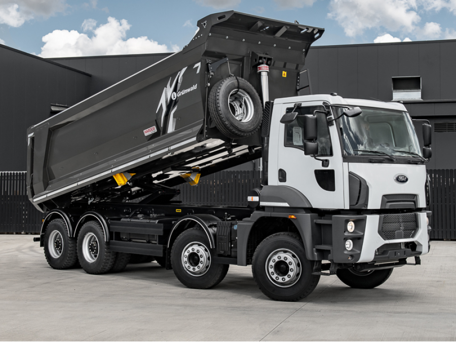 Ford Trucks и Grunwald представили новый российский самосвал