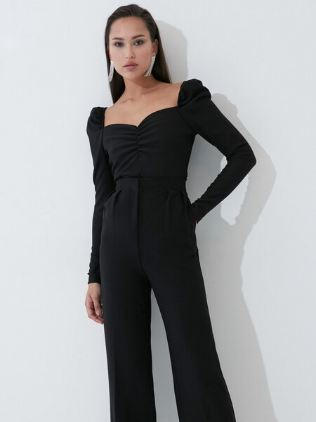 В конце статьи в ссылках «блузы» под номером 1