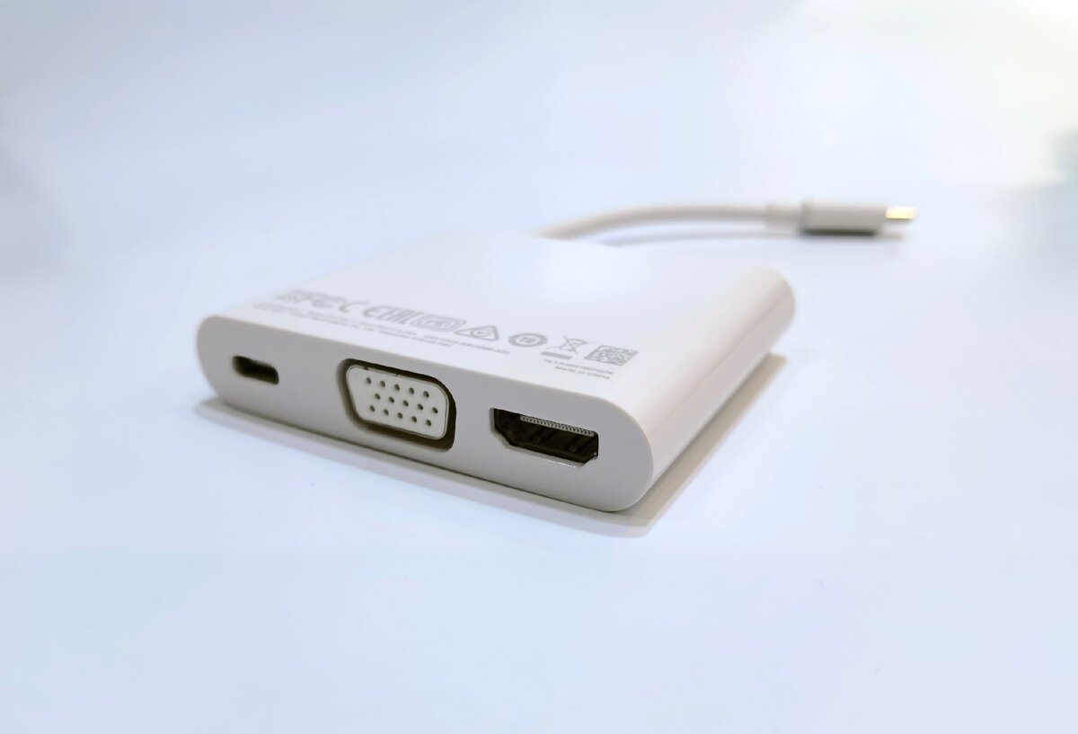 Адаптер Matedock 2, вид спереди