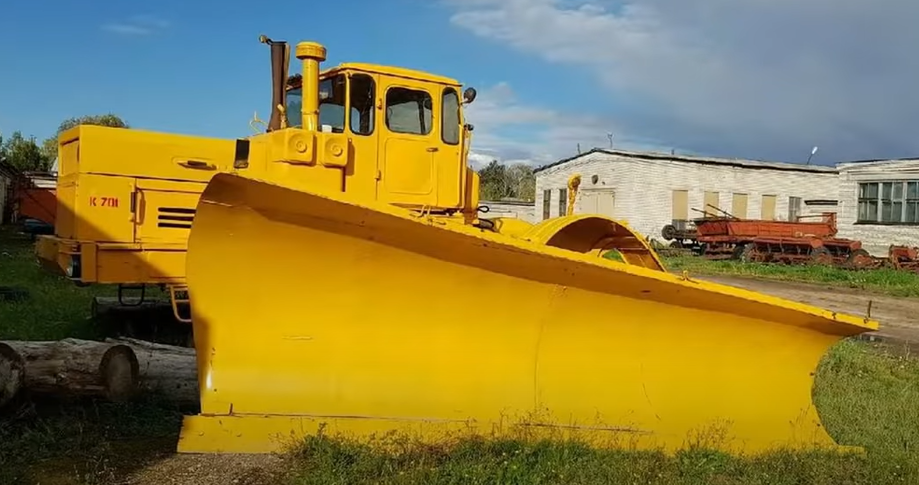 Трактор Кировец к-701 или к-700