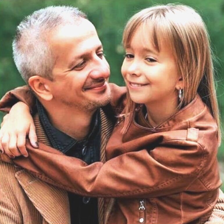 Константин Богомолов с дочерью Анной