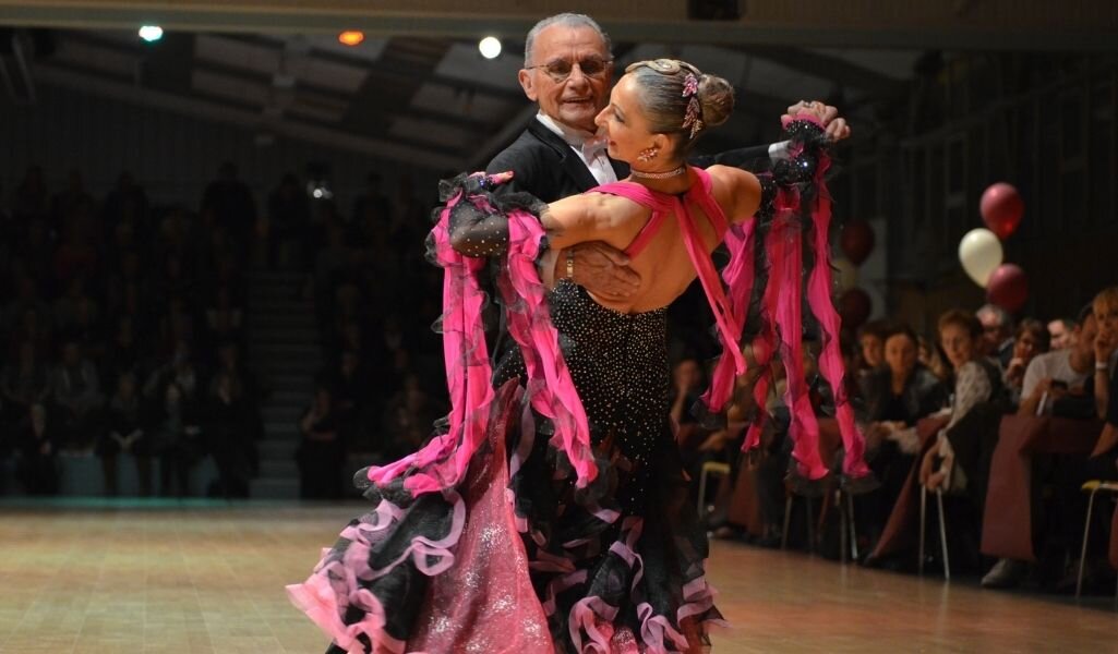 Возраст танцам не помеха!