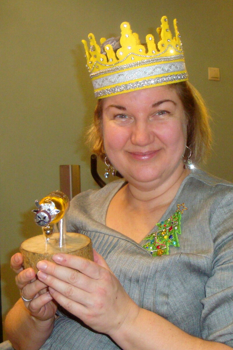 То ли весы выбросить... То ли рот заклеить... :):):)