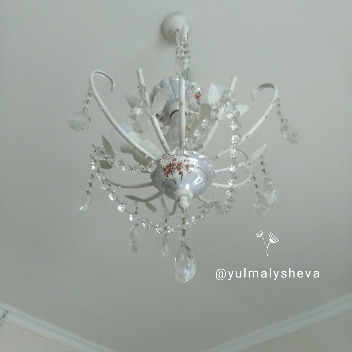 Перекрасила старую облезлую люстру. Теперь она стала настоящим ...