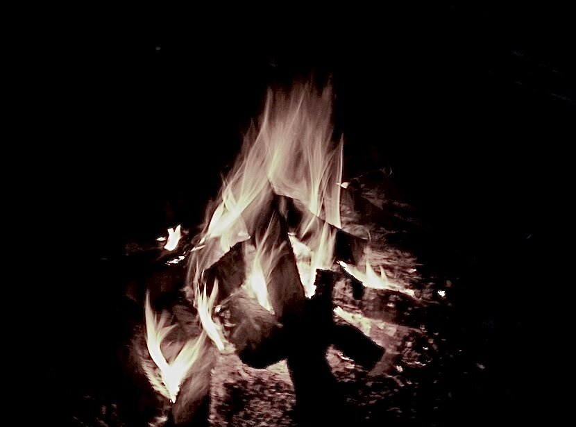 костёр внутри