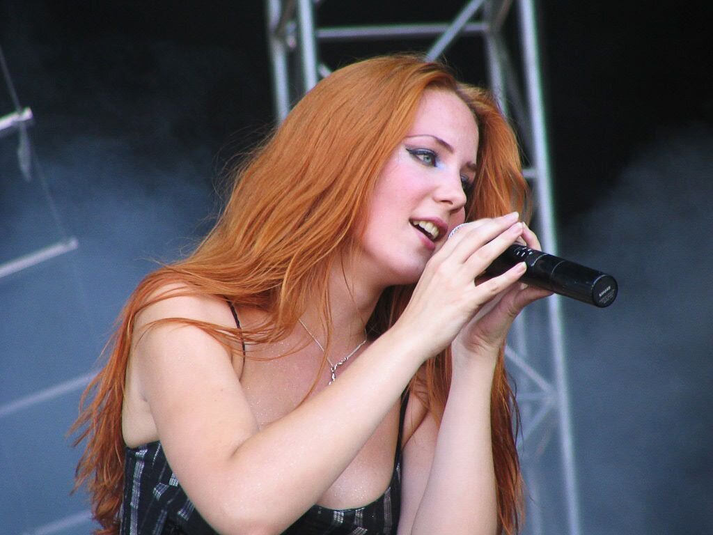 Simona Simons