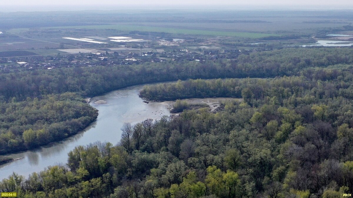 Участок реки Белой, на котором был незаконно сформирован земельный участок 23:39:0000000:1114