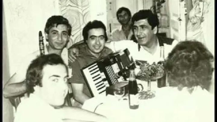 Борис Давидян с ансамблем в молодые годы 