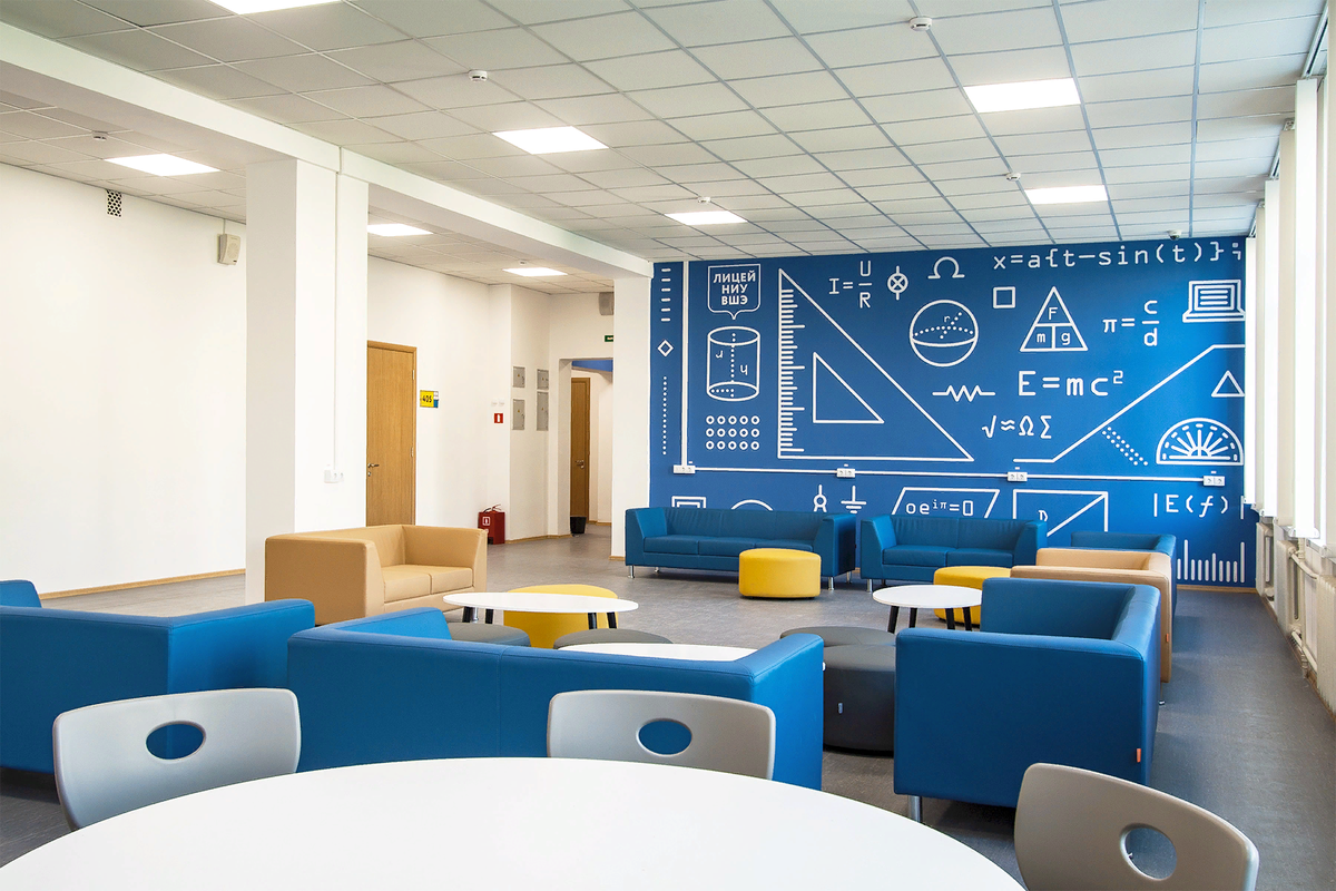 Лицей Вышки в 2020 году занял первое место по количеству выпускников, поступивших в ведущие вузы страны.