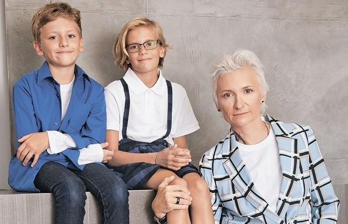  Звезды отечественного шоу бизнеса, зарабатывающие миллионы, как правило, стараются подчеркнуть свой статус и финансовое положение элитной недвижимостью, строя роскошные особняки в стиле...