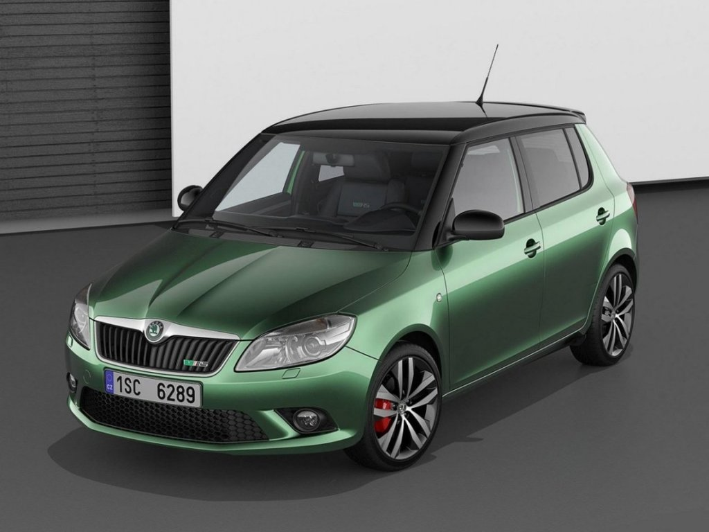 Фабия 2 хэтчбек. Шкода Фабия 2 РС. Шкода Фабия 1. Шкода Фабия механика. Skoda Fabia RS 2007.