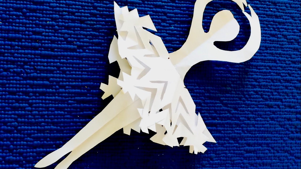Как сделать снежинку из бумаги: топ-3 простых способа