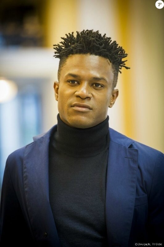 Давид Жуниор - бразильский актер