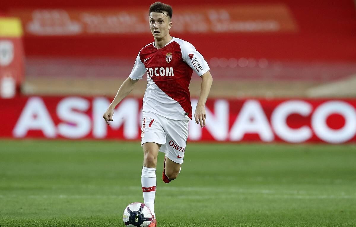 Александр Головин...