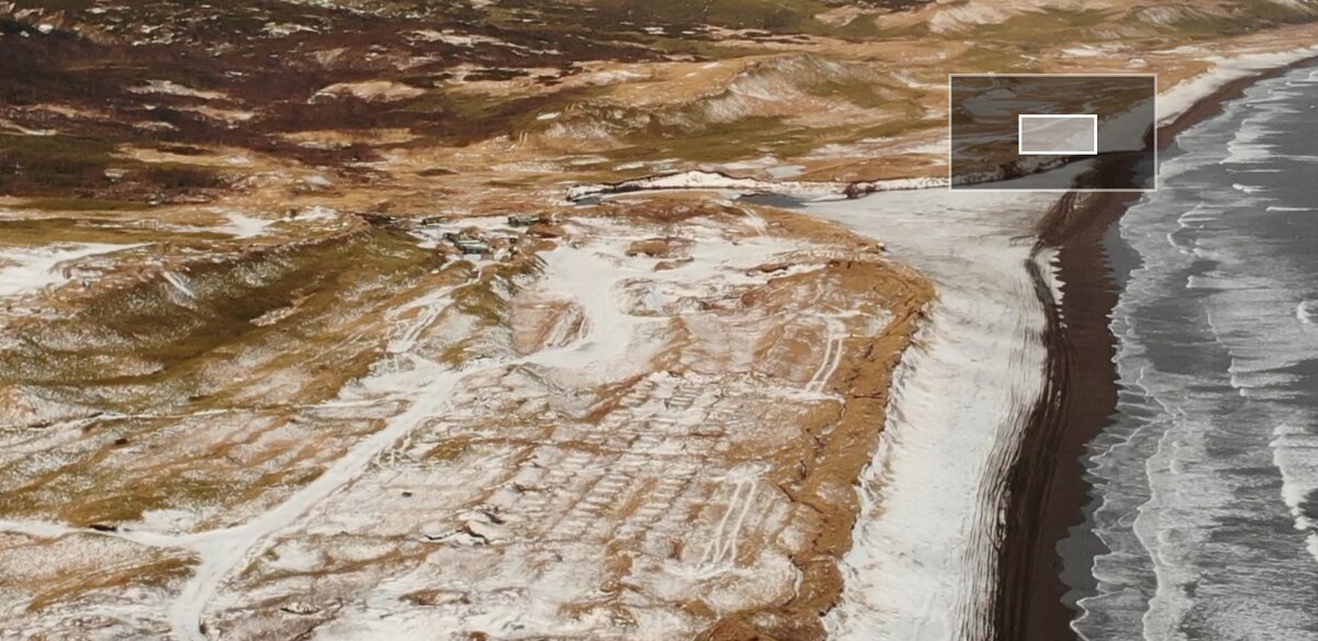 Три ряда ровных ям - вид с дрона