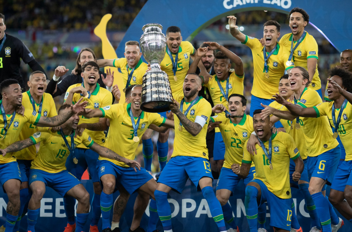 Чемпионаты других стран. Сборная команда Бразилии по футболу. Сборная Бразилии Кубок Америки 2019. Бразилия футбол сборная. Сборная Бразилии по футболу футболисты Бразилии.