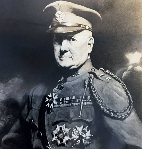 Генерал Дзеймс Харбрад